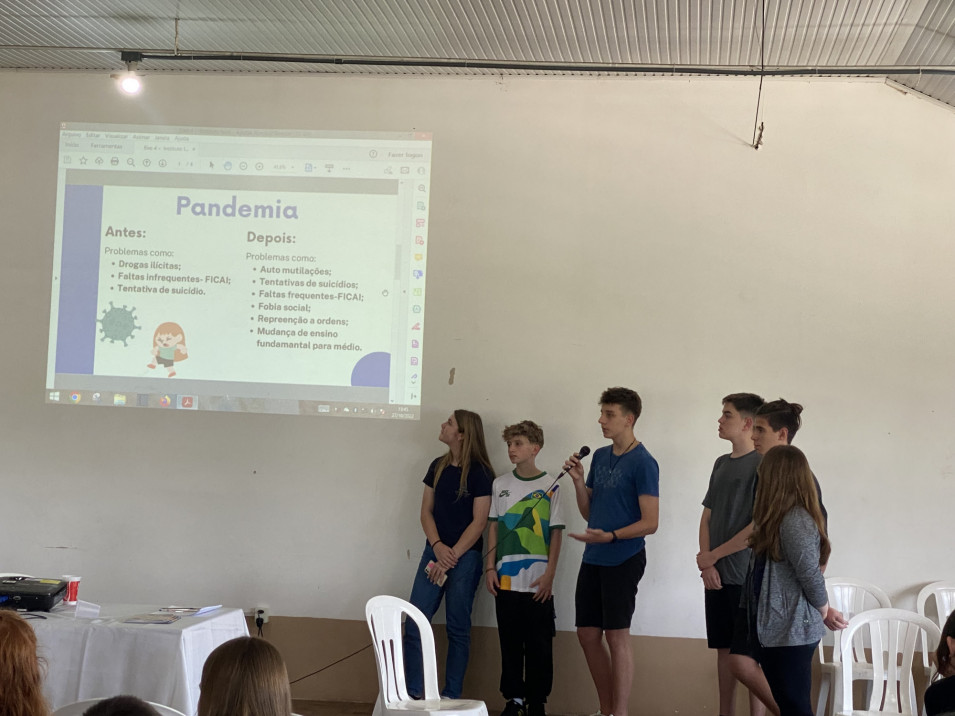Estudantes participam da Conferência Municipal dos Direitos da Criança e Adolescente