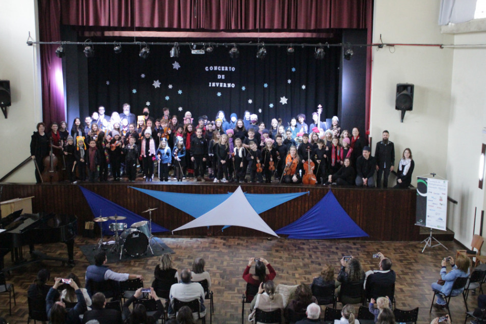 Concerto de Inverno reúne músicos da Ascarte no palco do Instituto Ivoti