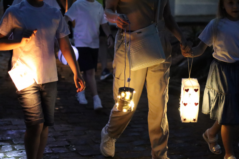 Anos Iniciais realiza celebração natalina com cantata “Natal brasileiro” e a primeira edição do Weihnachtsmarkt