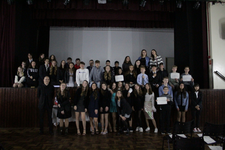 Estudantes dos 8ºs anos apresentam os Curtas Medievais desenvolvidos na aula de História