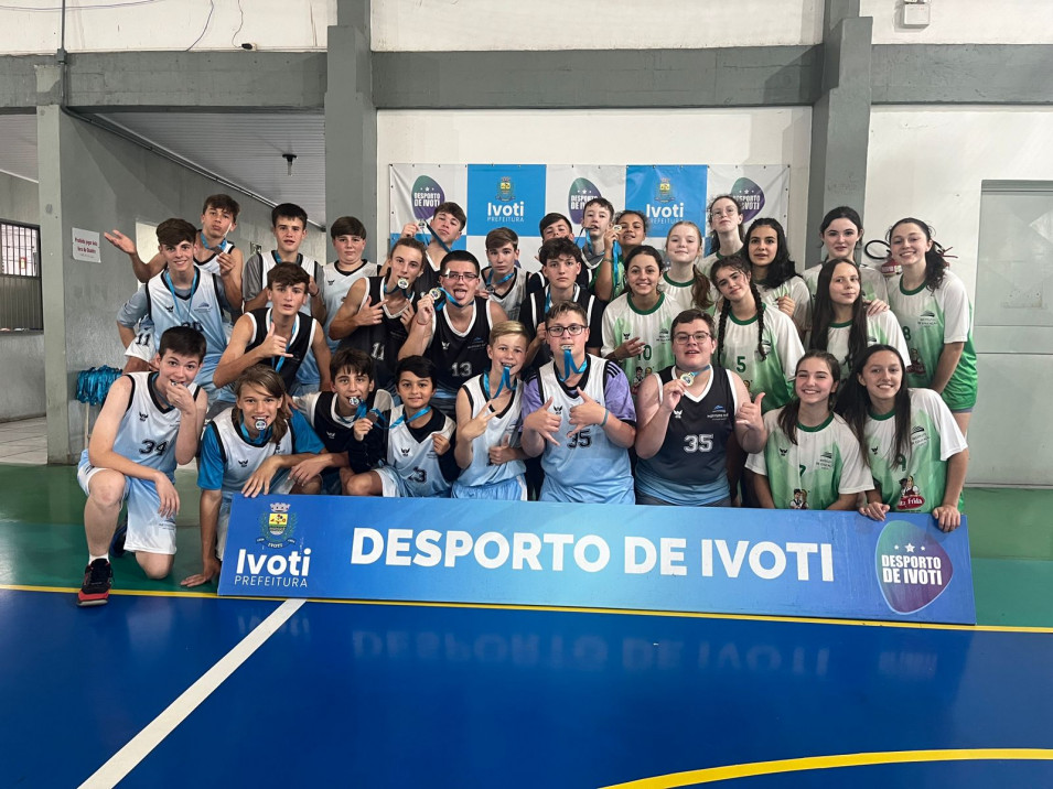 Equipes de Handebol do Instituto Ivoti tem excelentes resultados no Campeonato Municipal