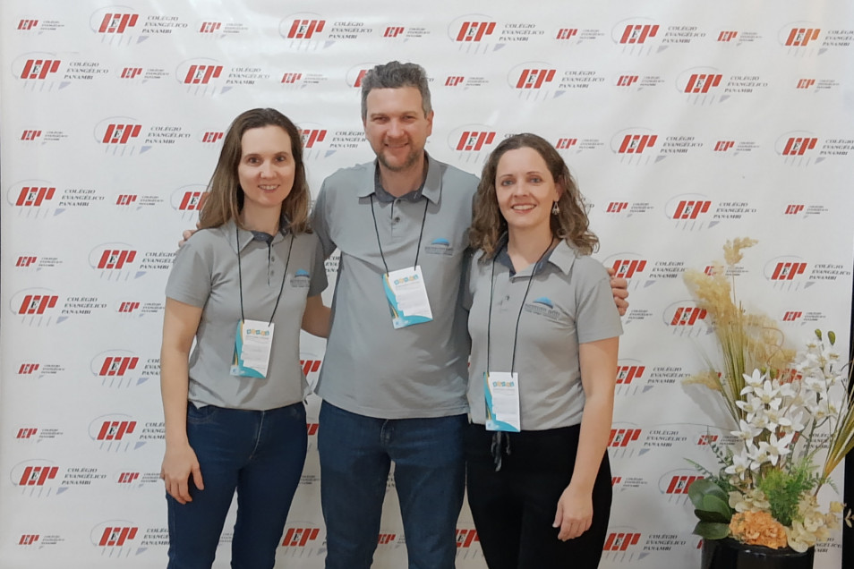 Instituto Ivoti participa do Encontro Nacional de de Professores de Matemática e Ciências da Natureza