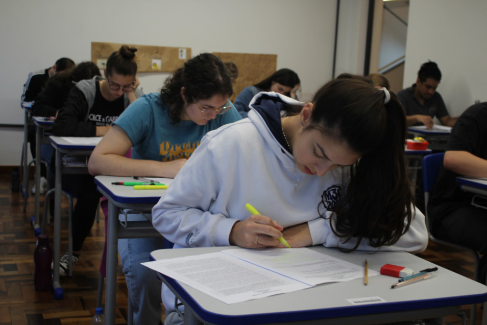 Estudantes do Instituto Ivoti realizam provas de proficiência em Língua Alemã