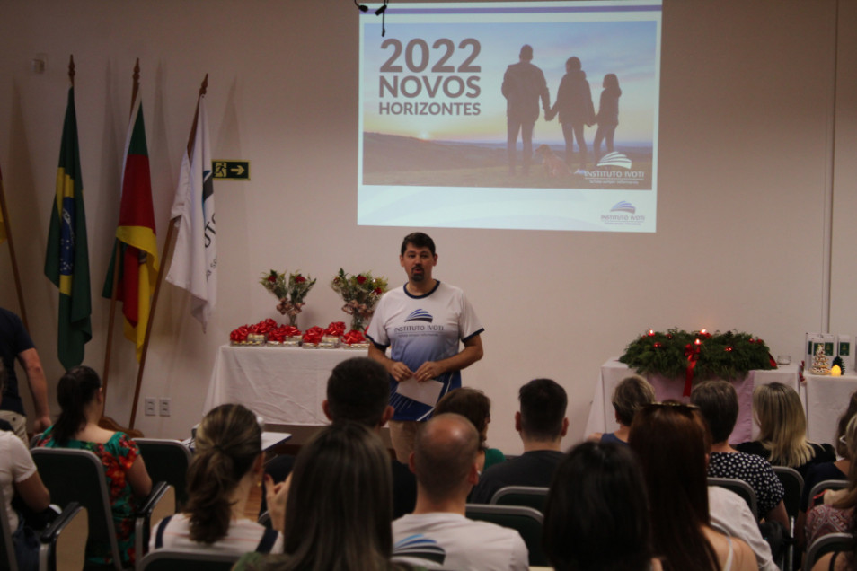 Professores da Educação Básica participam da última Reunião Geral de 2022