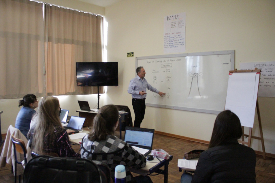 Especialização de Língua Alemã tem 4º Seminário realizado no Instituto Ivoti