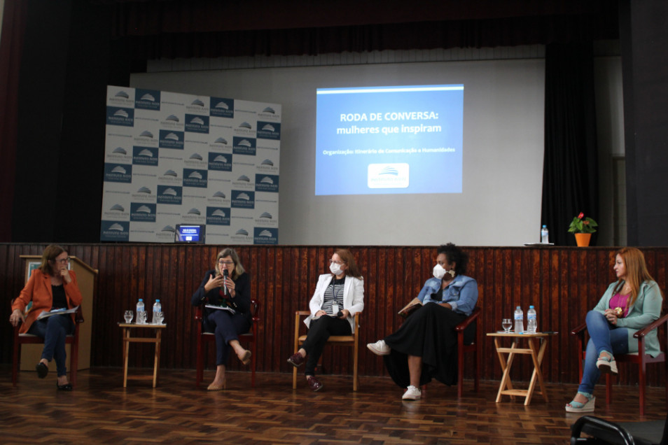 Roda de conversa do Ensino Médio tem como tema: Mulheres que Inspiram