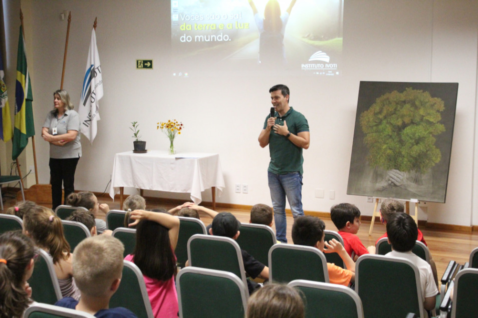 Semana da àrvore tem programação especial e palestra de artista plástico no Instituto Ivoti