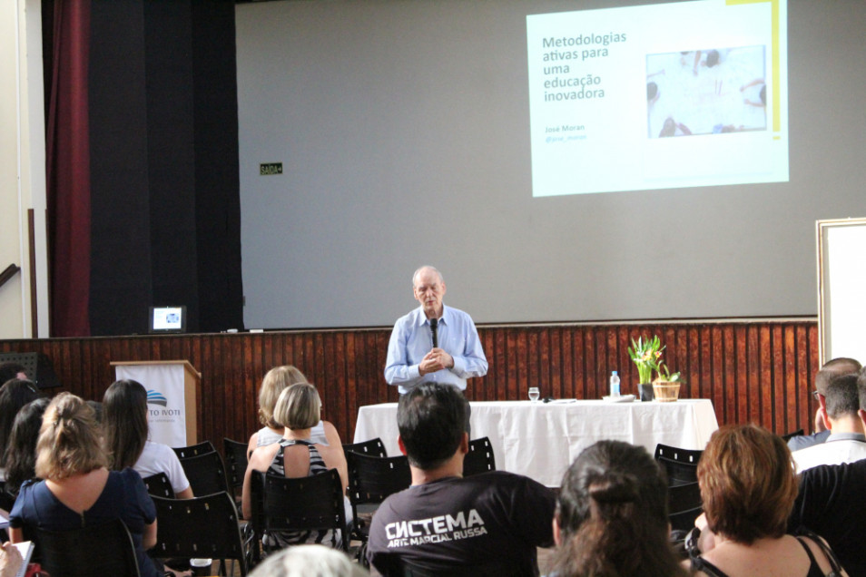 Encerramento da Jornada Pedagógica 2023 teve palestra com José Moran