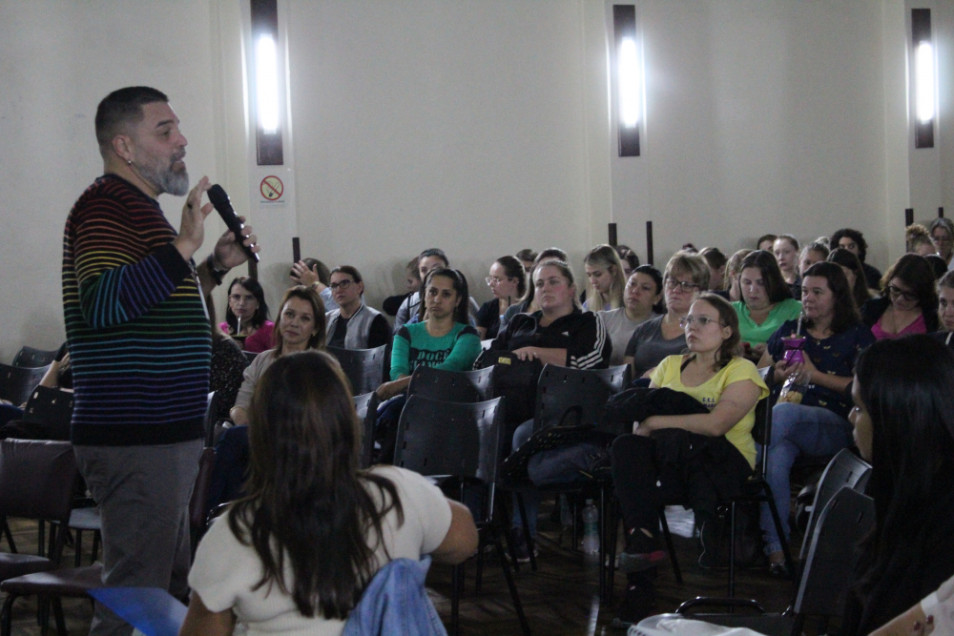 Ensino Superior do Instituto Ivoti promove aula aberta do Curso de Pedagogia