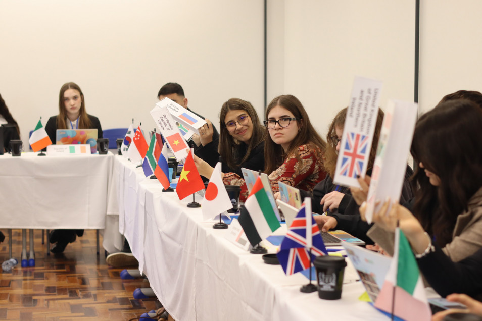 Instituto Ivoti realiza edição do IMUN, projeto que simula debates da ONU