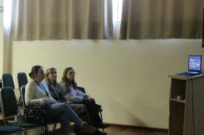 Turmas do NAI têm momento de conversa com egressos do Instituto Ivoti que moram na Alemanha