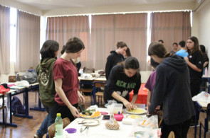 Estudantes do Ensino Médio do Instituto Ivoti organizam Masterchef Literário
