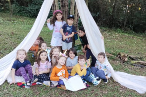 Turma do Nível 4 do Instituto Ivoti aproveita a tarde em meio a natureza
