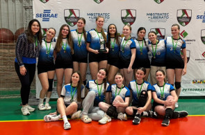 Equipe de Voleibol do Instituto Ivoti conquista o 3º lugar nos Jogos da Mostratec