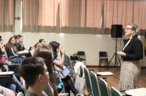 Estudantes do Instituto Ivoti apresentam suas vivências durante o pré-estágio
