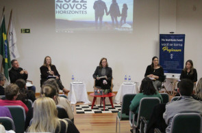 Ensino Superior do Instituto Ivoti promove encontro entre conselheiros e secretários de educação