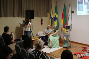 Roda de Conversa promovida pelo Ensino Superior discute o lugar da Literatura