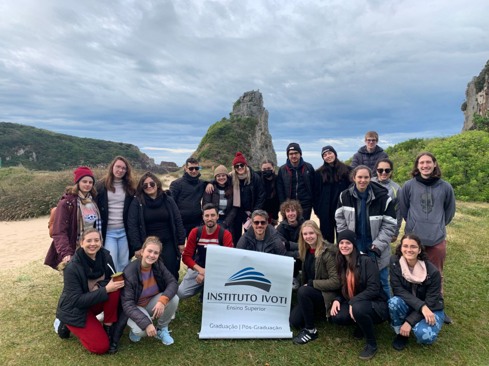 Acadêmicos do Ensino Superior do Instituto Ivoti realizam viagem de Estudos para Cambará do Sul e Torres
