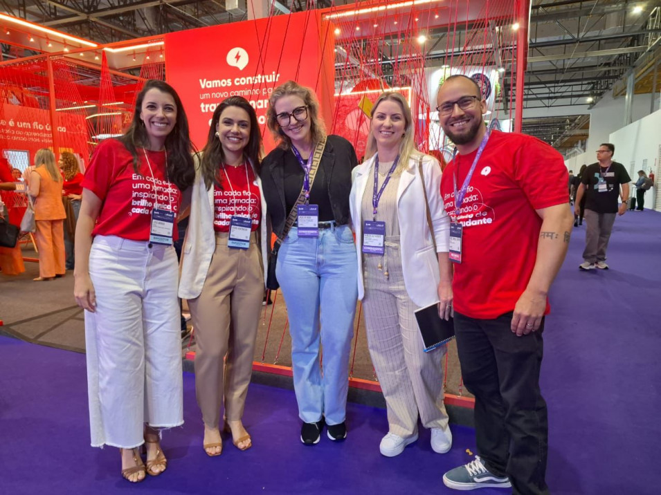 Coordenadoras do Instituto Ivoti participam do Bett Brasil, em São Paulo