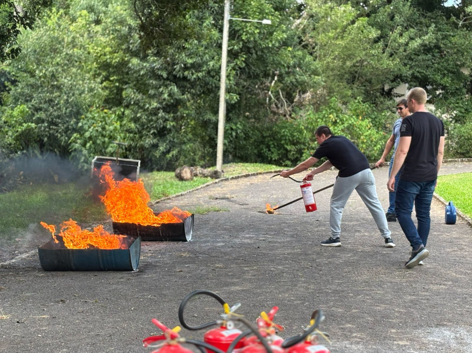 Instituto Ivoti realiza capacitação em Prevenção de Incêndios e Primeiros Socorros