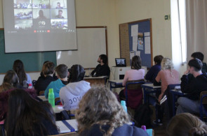 Estudantes do Ensino Médio tem conversa on-line sobre simulados para o ENEM